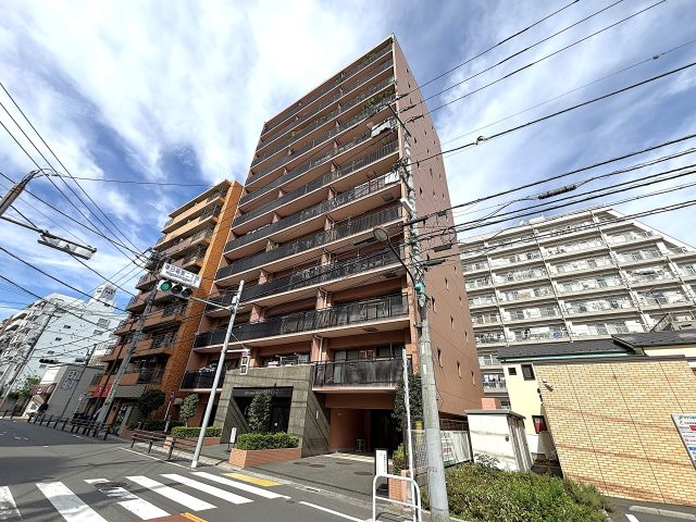 東京都荒川区東日暮里二丁目